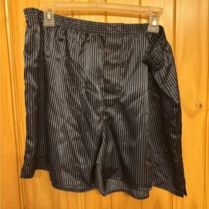 Roundtree & Yorke polyester boxers XL with Elastic Waistband